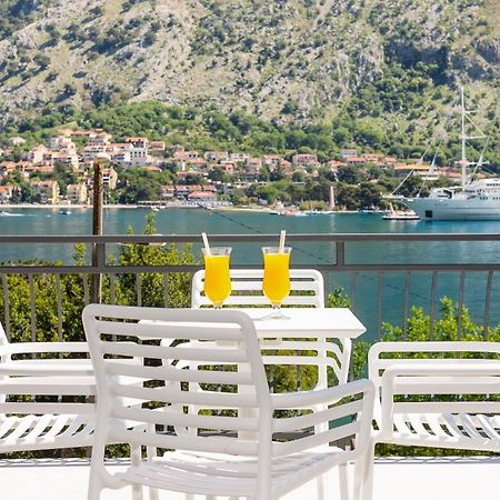 Apartments Doncic Kotor Luaran gambar