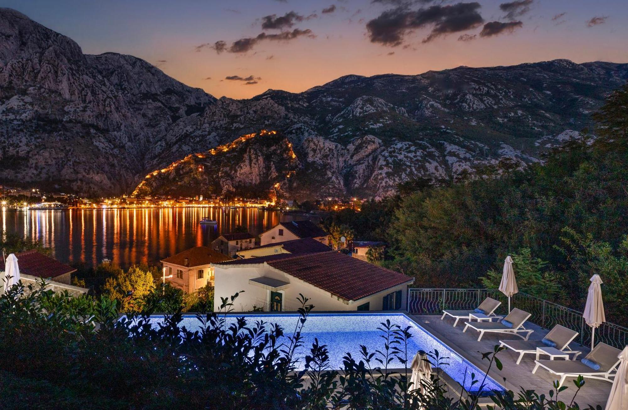 Apartments Doncic Kotor Luaran gambar