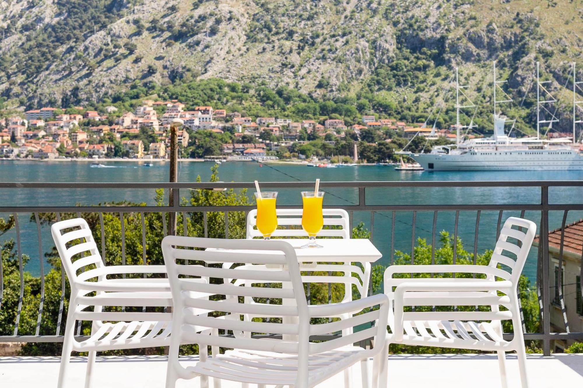 Apartments Doncic Kotor Luaran gambar