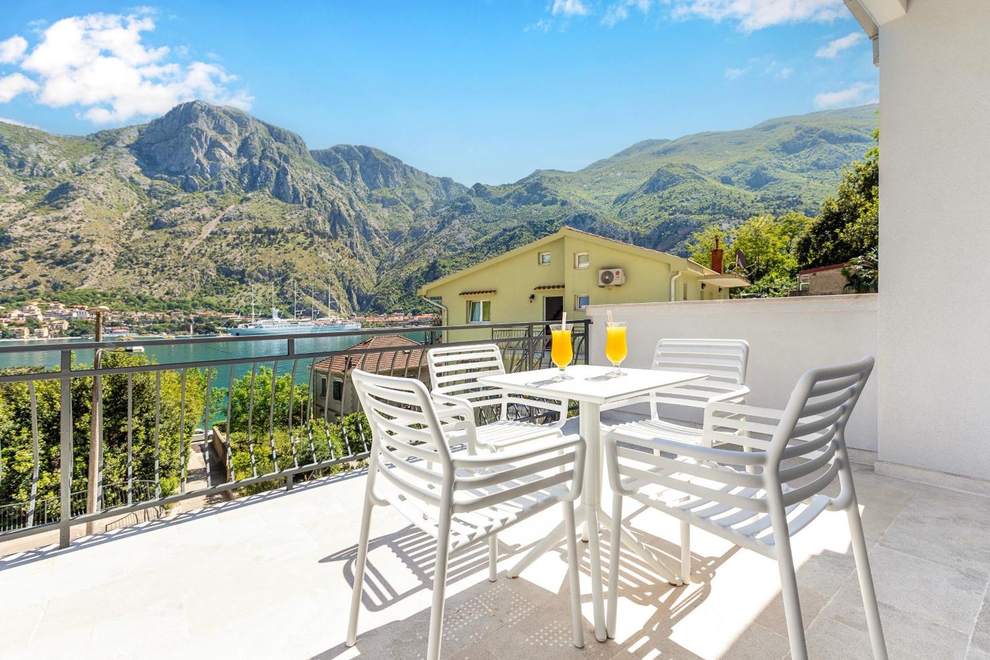 Apartments Doncic Kotor Bilik gambar