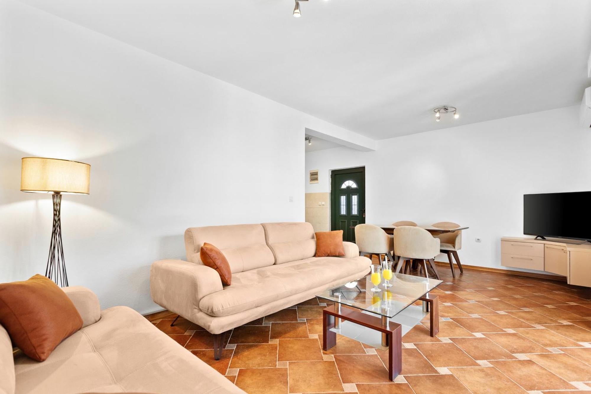 Apartments Doncic Kotor Luaran gambar