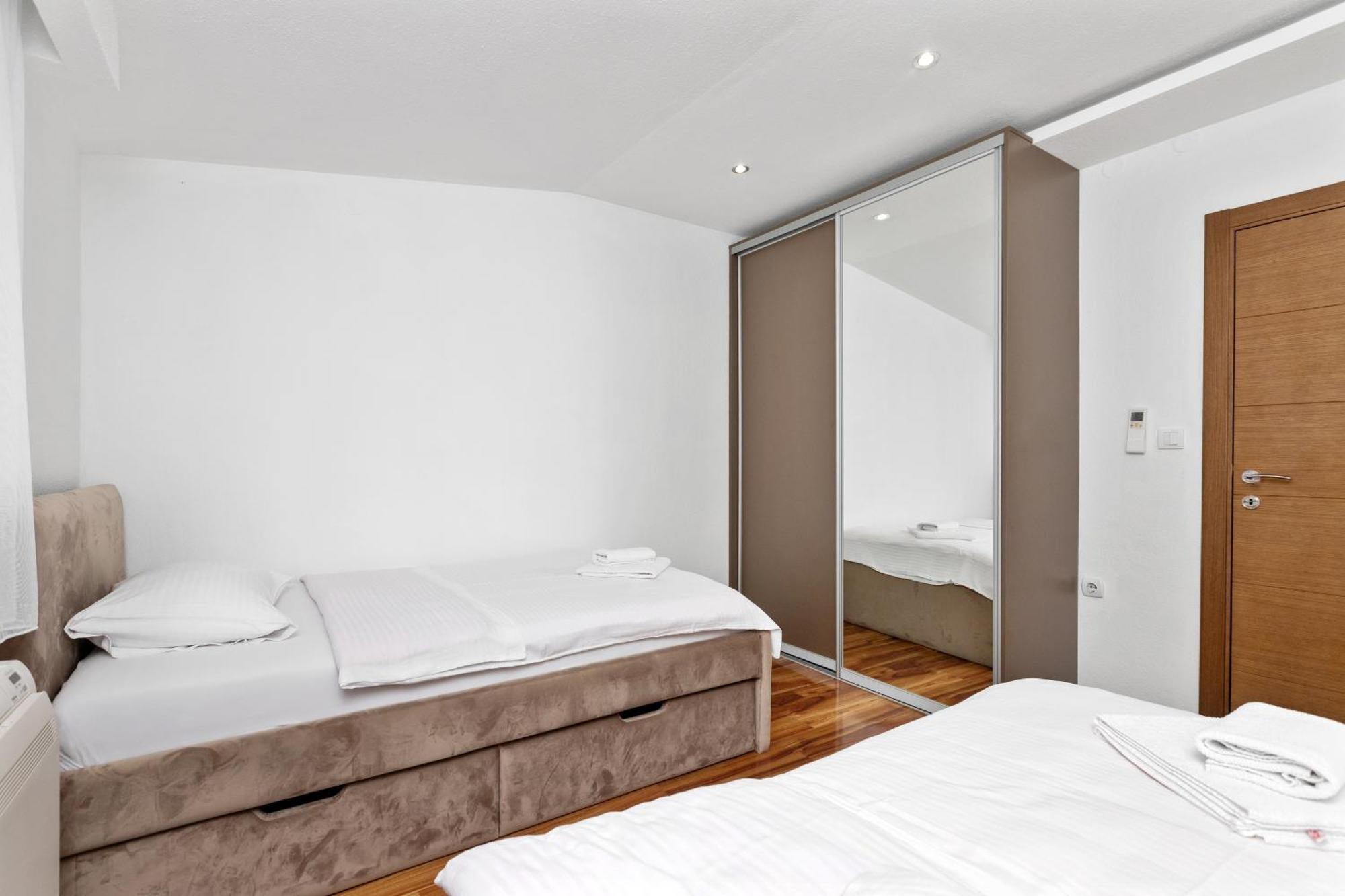 Apartments Doncic Kotor Bilik gambar